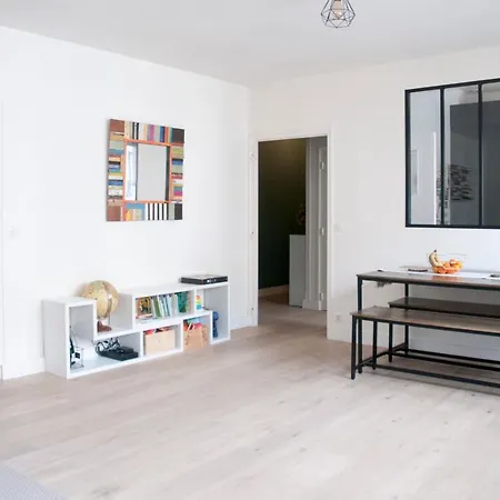 Apartamento Spacious And Bright Apt Located In Clichy! Clichy
